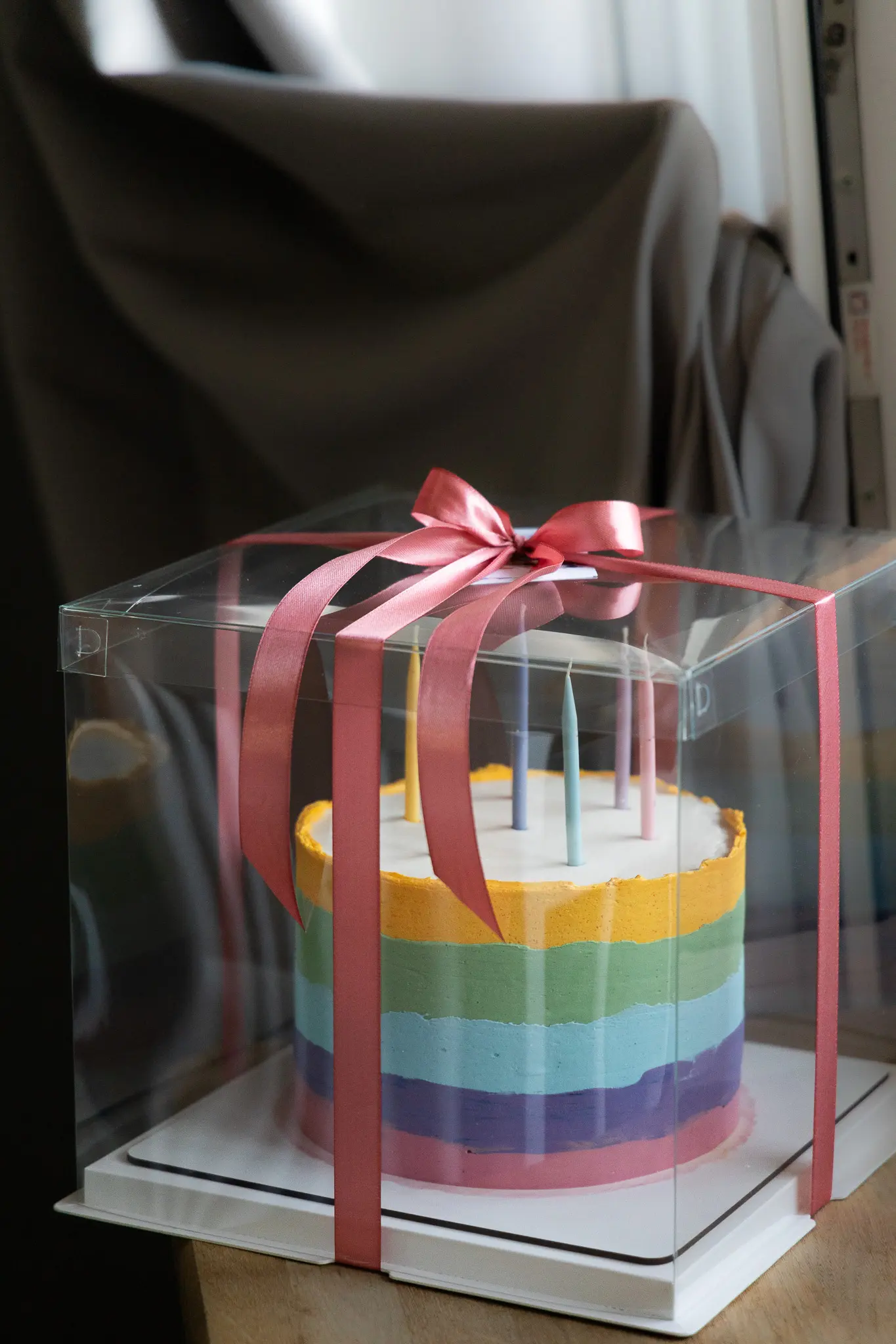 Торт на день рождения в стиле Тролли