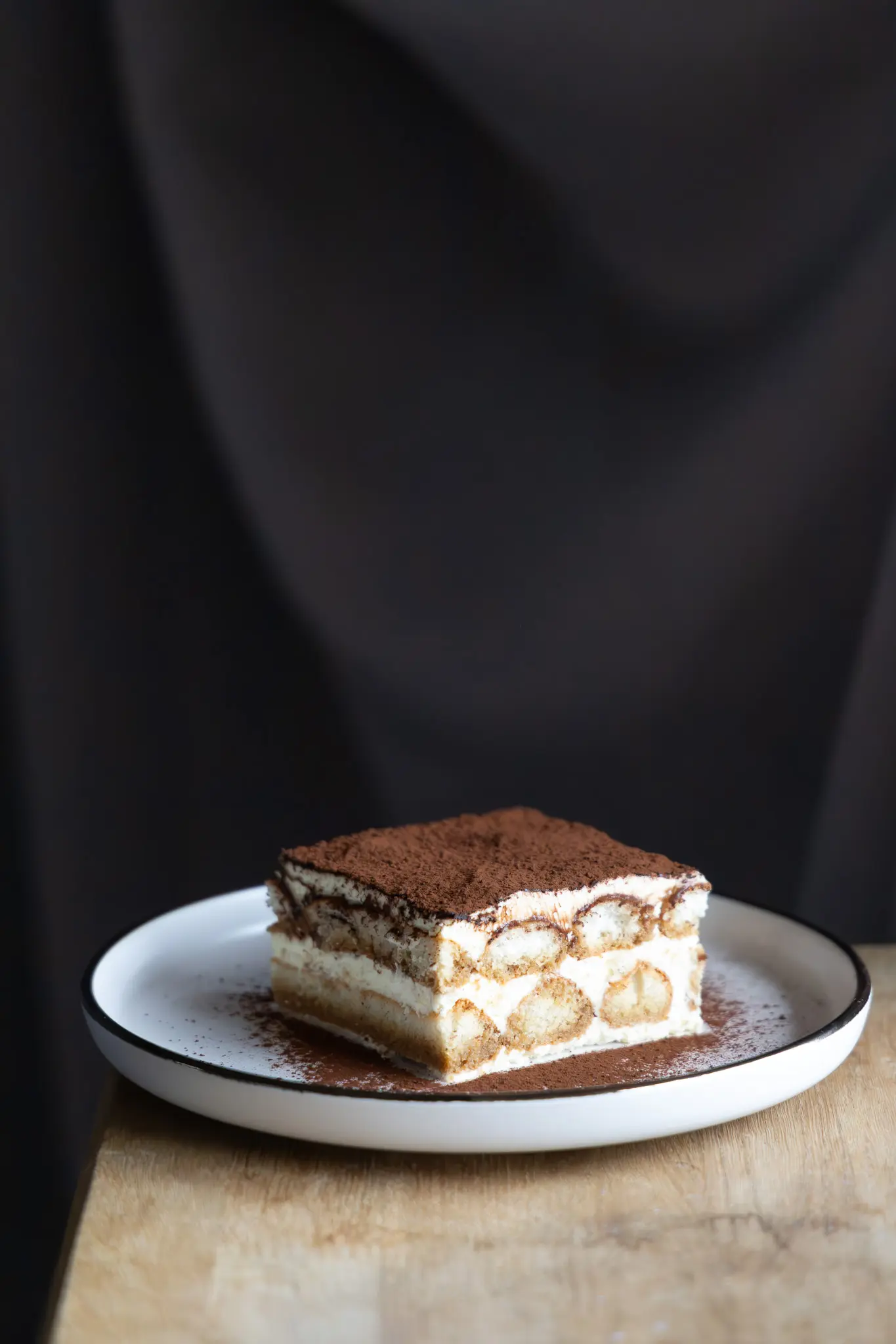 Тирамису с ромом и ванилью